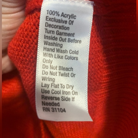 Joy Land  Set Of 2 RED Long Sleeve Knitted  Casual Fitted Sweater Size L & XL - Picture 6 of 6